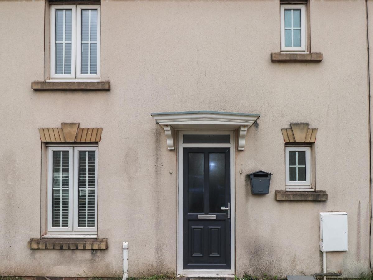 39 Mariners Quay * Port Talbot